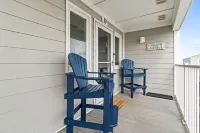 🌊 Pool open- Oct! Oceanfront-All linens Incld-Stocked Kitchen