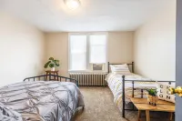 Cheerful 2-bedroom home in the Boro Chambersburg