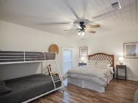 Spacious Vacation Home: Sleeps 16, 1/2 mi to Beach & Boat Ramp - Family Friendly Hotels in Port O'Connor
