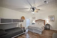 Spacious Vacation Home: Sleeps 16, 1/2 mi to Beach & Boat Ramp - Family Friendly