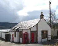 Cottage On Pier, Holy Loch Shore, Sea And Mountain Views, listed building 1830