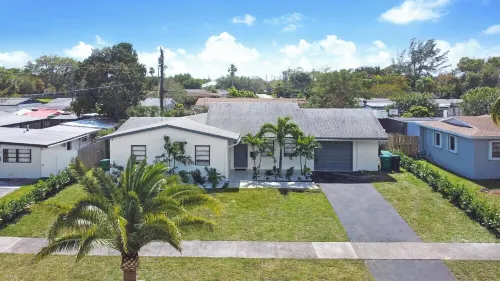 Luhos House 5BR  Heated Pool Basketball Pool table