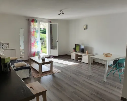 Lovely, quiet apartment for 4 people Hôtels à : Ahetze