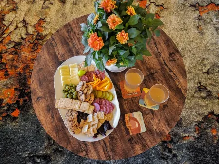 Adventure House+Hot Tub+Yard+Garage+Sleeps 8 Отели рядом с достопримечательностью «Мост Навахо»