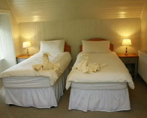 Traditional Cottage in the centre of Glencoe Hotels in Ballachulish