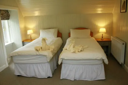 Traditional Cottage in the centre of Glencoe Отели в г. Гленко