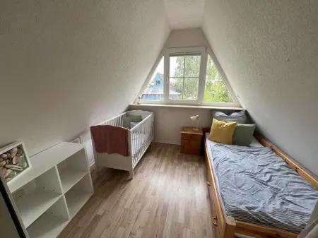 Familienfreundliches Domizil am Großen Meer mit Stangenofen. Haustierfreundlich! Отели в г. Зюдброкмерланд