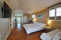 Seascape - WHOLE HOUSE 360 water views, pool, gulf - balcony