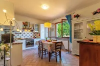Swimming Pool, 5 Minutes to Volterra Center, 4 Sleeps