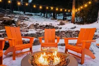 NEW Hot Tub + Arcade + Fire Pit + Mtn Views