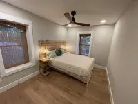 Sunset Lake Cottage at Mammoth Cave