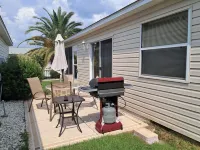 Villa with Golf Cart, Pet Friendly Near Lake Sumter Landing the Villages
