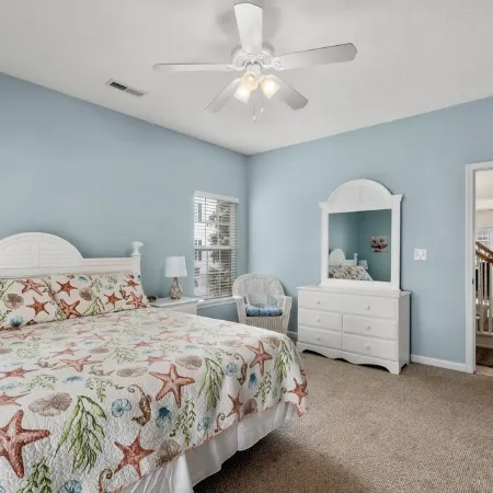 Private 5 Bed, 4.5 Bath w/ Elevator & Pool. Steps to the Beach & Close to Pier.