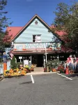 Cozy condo on Beech Mountain. with skiing, hiking,  wineries and waterfalls.