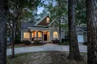 Luxury Lakefront Getaway on Beautiful Lake Sinclair