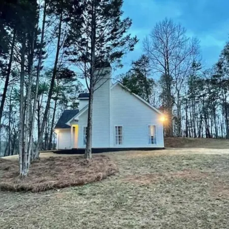 Lake Lanier House 1
