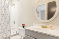 Ground Level UNC 2BR 2BA w/ Pool - Pet Friendly