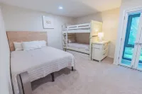 Breezy Beachside Property: Beach Views, Heated Pool, Pickleball & Kid Friendly! - balcony