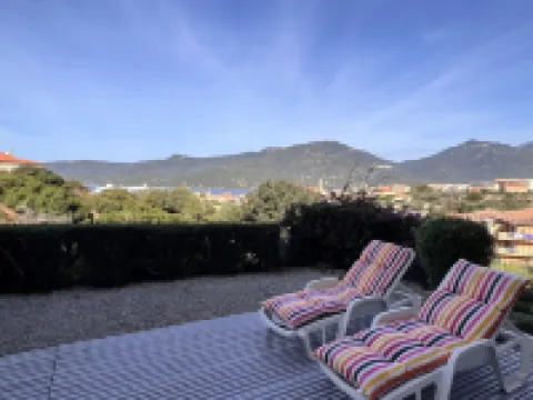 Logement Tout Confort Dans Résidence Avec Piscine