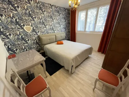 A Deux pas de la Porte Horloge