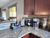 Zion Happy Retreat- Game Room, Sauna, & Workspace! Pet Friendly!