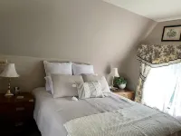 Charming Apartment In Berkshire Victorian Home Hotels near Berkshire Museum