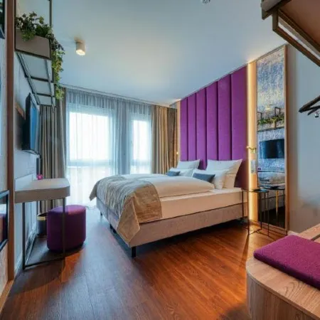 Voya Hotel