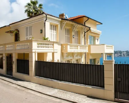 Luxury Apartment.Pool Sea View.French Riviera.Air.C. la Nonete 2 Hotels in Villefranche-sur-Mer