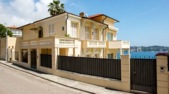 Luxury Apartment.Pool Sea View.French Riviera.Air.C. la Nonete 2 Hotels near Les Musees de La Citadelle