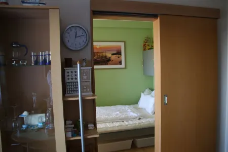 Our cozy apartment in the apartment house Norderney is about 40 square meters. Отели в г. Дорнум