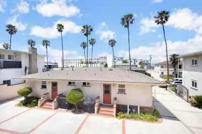 Cozy Modern 1-bedroom 100 steps from the beach Redondo Beach 페리 공원 주변 호텔