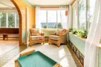 The Jeweler's Villa, HOT TUB!