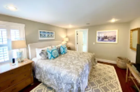 Luxury Dreamy Madaket Destination - Beachside, Ocean Views & Lifelong Memories