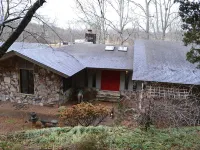 Riverfront, golf course retreat with pool! Hotels in Sharp County