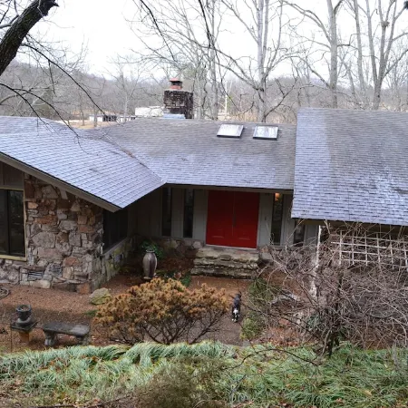 Riverfront, golf course retreat with pool!
