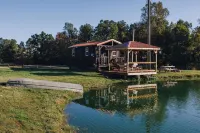 Tiny Cabin At The Pond