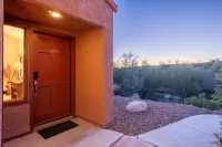 Pristine Condo with Resort Amenities