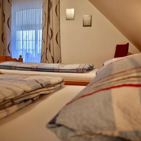 2 Bedroom Apartment in krummhã¶rn