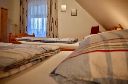 2 Bedroom Apartment in krummhã¶rn