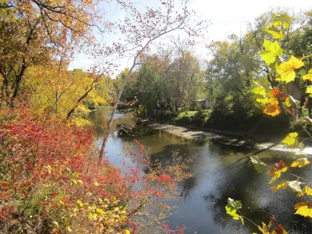 Charming Lafayette Condo: Cozy Retreat in Indiana Отели в г. Лафайетт