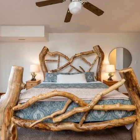 4 BR cabin mins to trails & breweries pets welcome