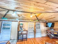 Private,Backyard BBQ,Campfire, Kayak,Fish,Wis Dells,Utv,Hike,Winery,Swim,Pets,