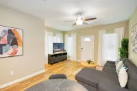 Relaxing 3bd 3bath Tallahassee Condo