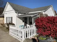 Capital City Cottage