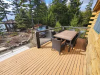 Sunset Cabin by the Sea: Log cabin w/ stunning ocean views. Unwind in paradise! - Hytter