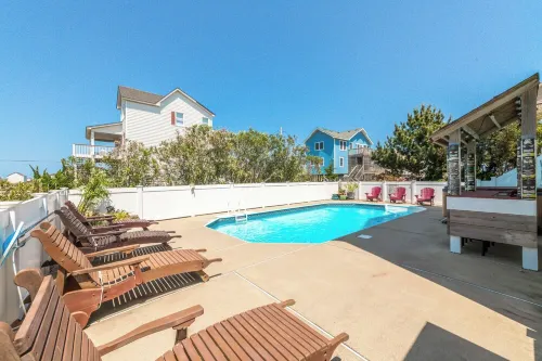 Renovated - Seaside 5BR Caribbean Escape near the Rodanthe Pier