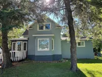 Cozy Crosby Cottage