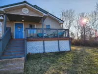 Cozy House on the Hill Military Family Favorite