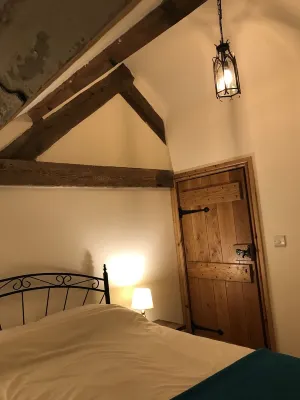 Beautiful detached Welsh country cottage