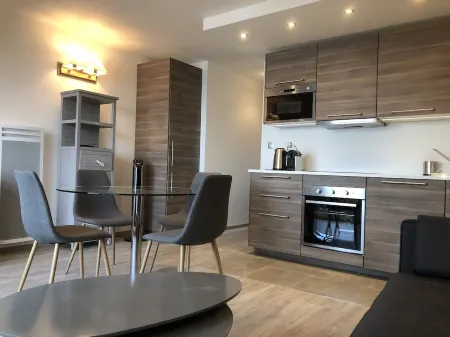 Magnificent Sea View, Direct Beach Access, Large Terrace, Refurbished, WIFI Отели в г. Агд